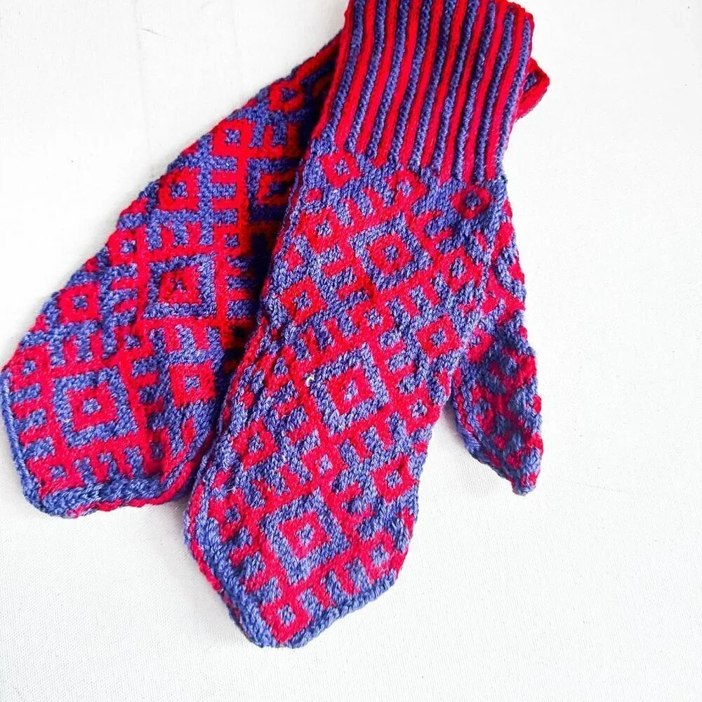 Vintage Handmade Red Blue Fairisle Print Wool Winter Mittens L